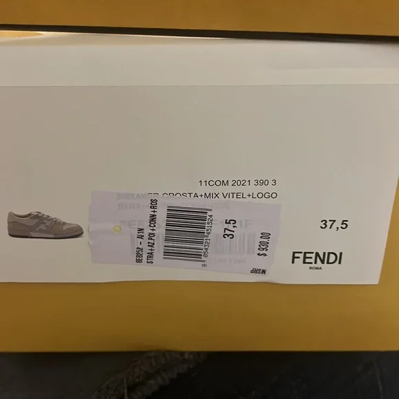 BNWT - Picture 3 of 6